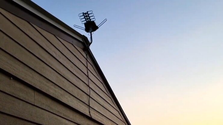 10 Best Outdoor TV Antennas For Rural Areas 2023 - Pinpoint The Perfect ...